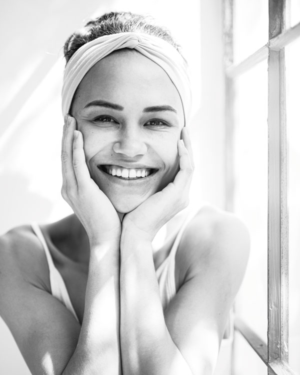 calma la pelle e la fornisce con umidit&agrave;